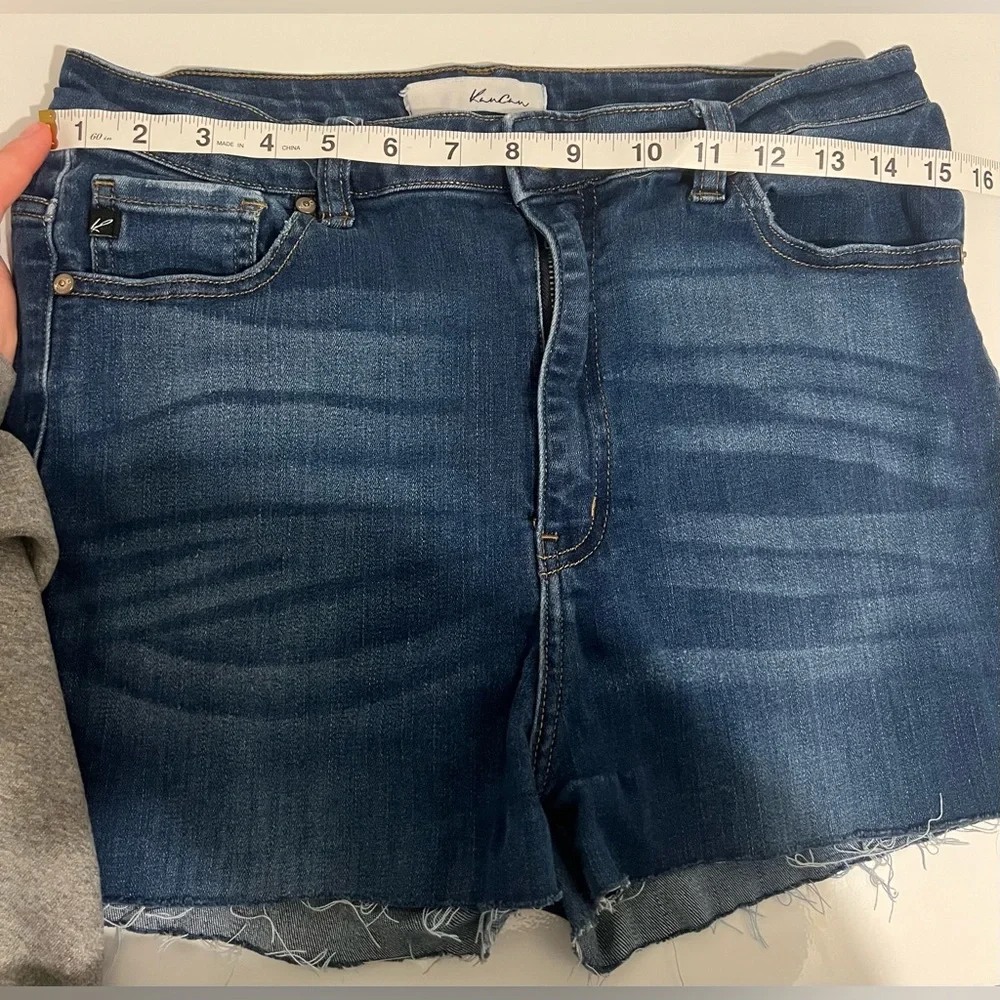 Kancan Dark Wash Raw Hem Cutoff Denim Blue Women's Shorts Size 13/30